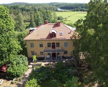 Lidhem Herrgard. Bed & Breakfast Och Mindre Laegenheter Виммербю Экстерьер фото
