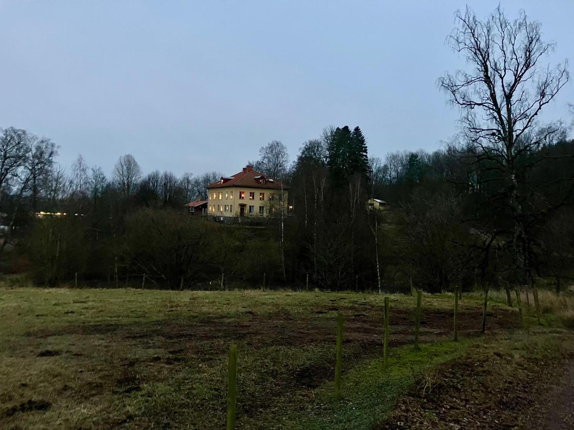 Lidhem Herrgard. Bed & Breakfast Och Mindre Laegenheter Виммербю Экстерьер фото